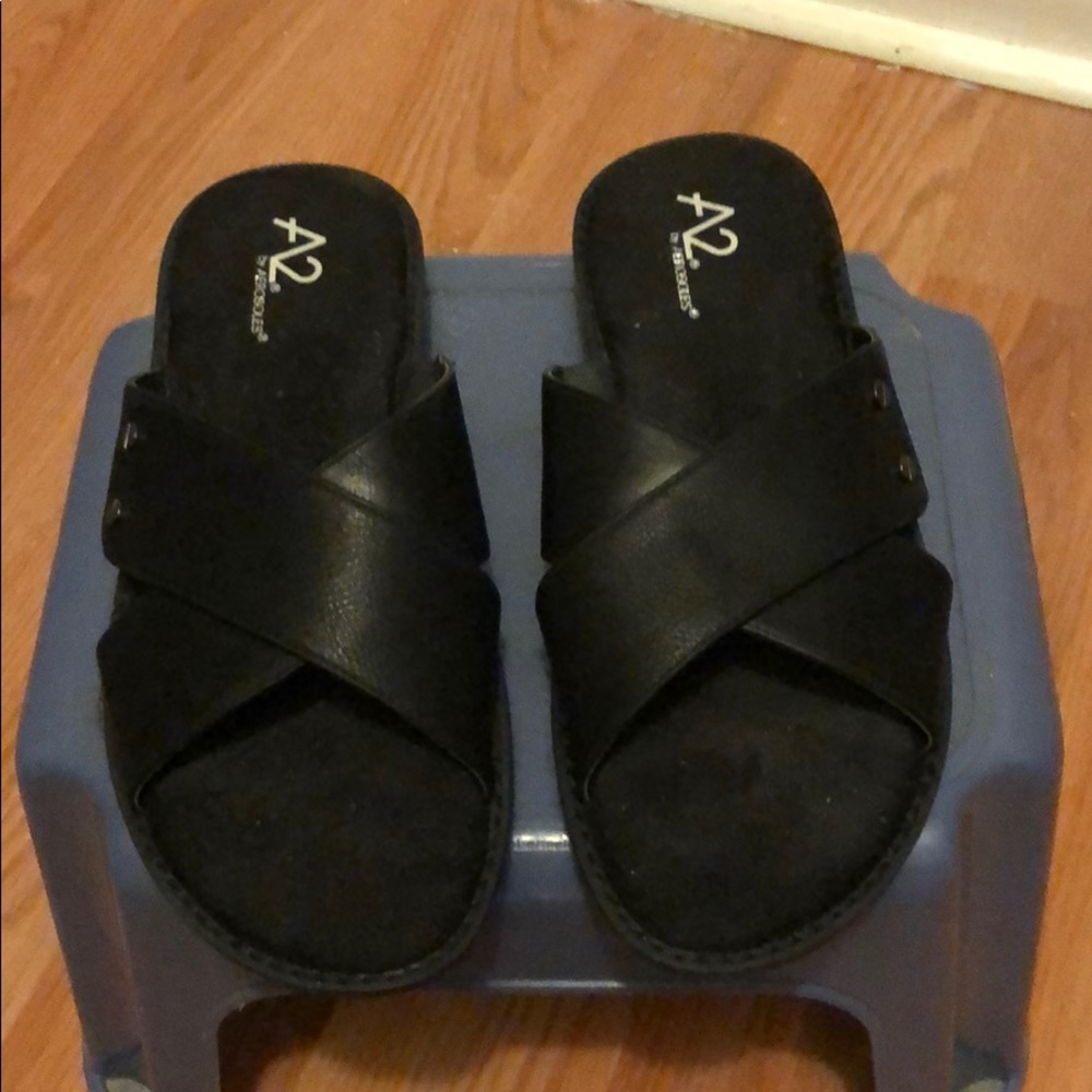 Black women’s slip on sandals
